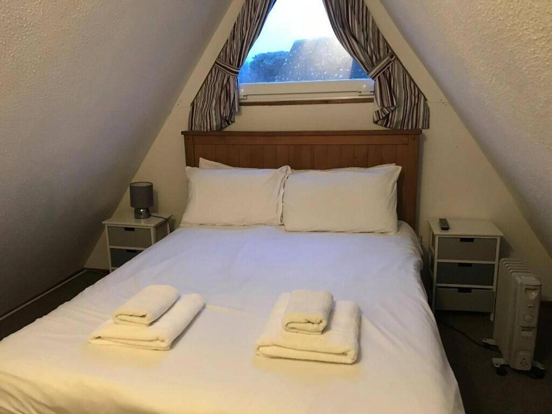 Seaside Chalet - Sleeps 6 Kingsdown  Eksteriør billede