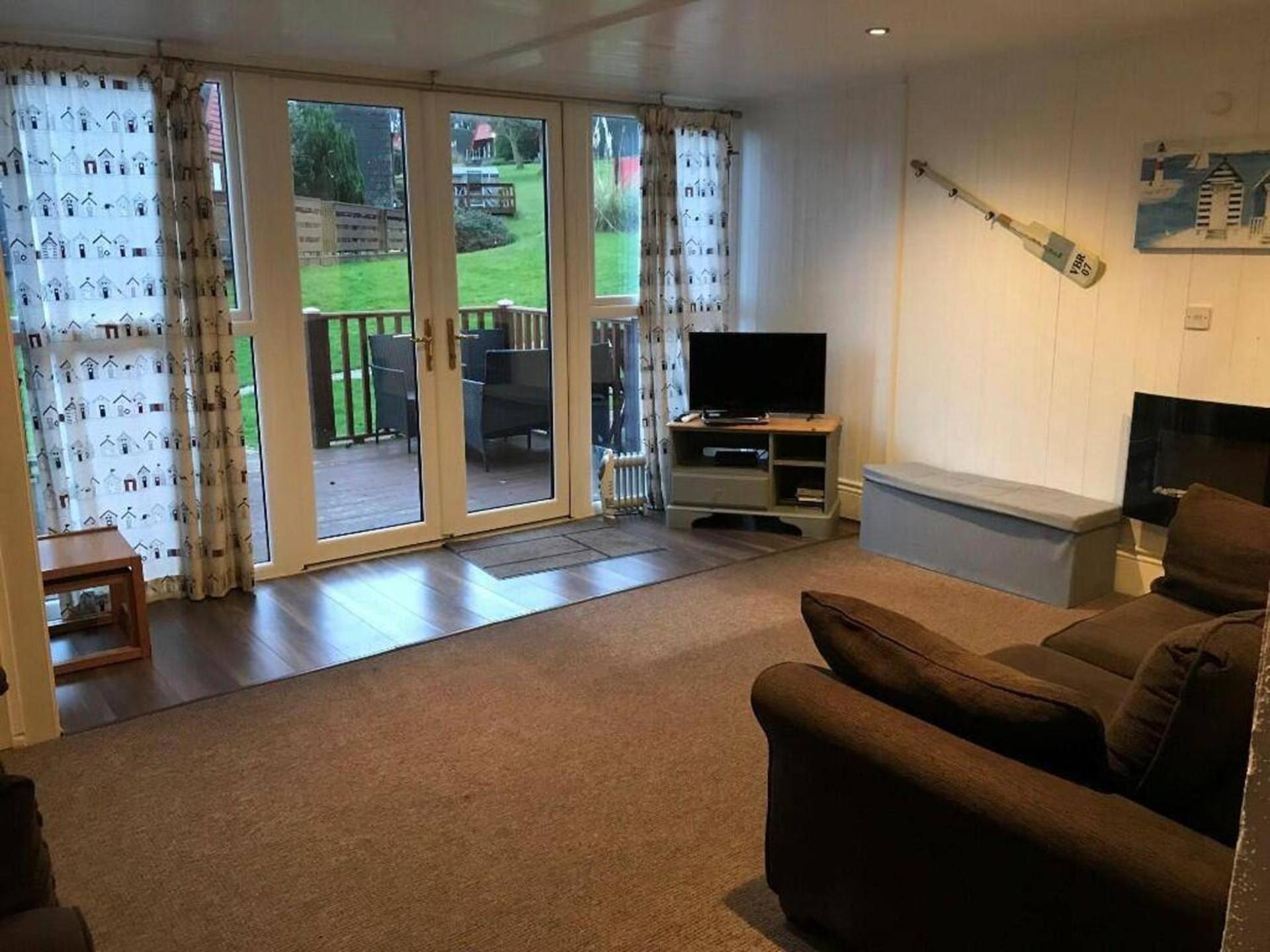 Seaside Chalet - Sleeps 6 Kingsdown  Eksteriør billede