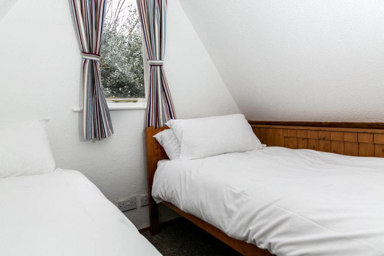 Seaside Chalet - Sleeps 6 Kingsdown  Eksteriør billede